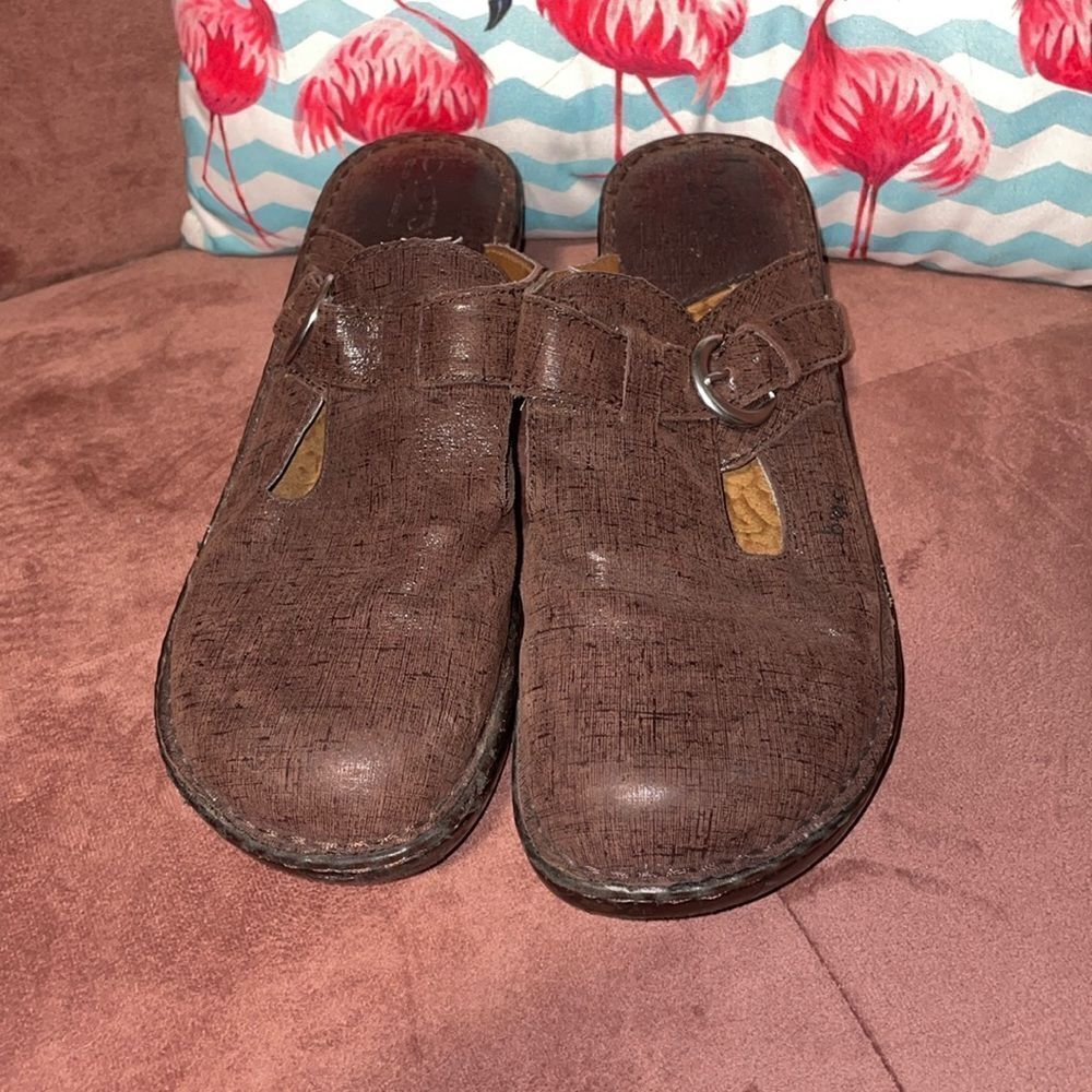 BOC born concepts brown clogs